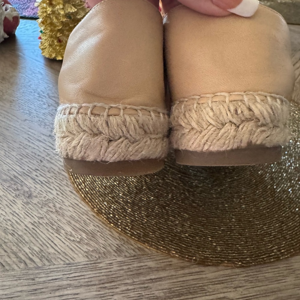 CHANEL Tan and Black Espadrilles - Picture 5 of 13